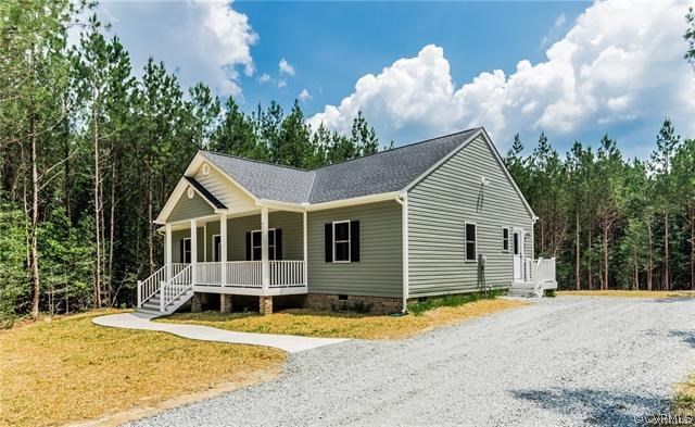 8731 Rock Cedar Road New Kent, VA 23124 - Photo 5 of 47 Gallery Image 5