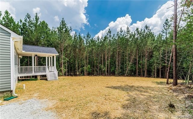 8731 Rock Cedar Road New Kent, VA 23124 - Photo 7 of 47 Gallery Image 7