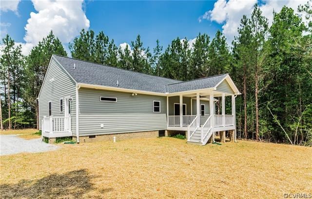 8731 Rock Cedar Road New Kent, VA 23124 - Photo 8 of 47 Gallery Image 8