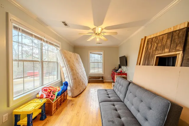 $335,000 | 225 Sticine Road, Guys, TN 38339