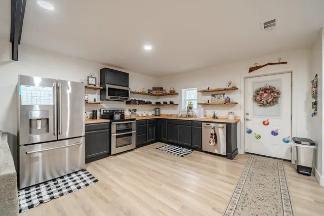 $335,000 | 225 Sticine Road, Guys, TN 38339