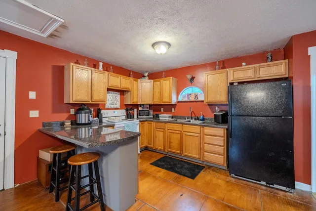 $335,000 | 225 Sticine Road, Guys, TN 38339