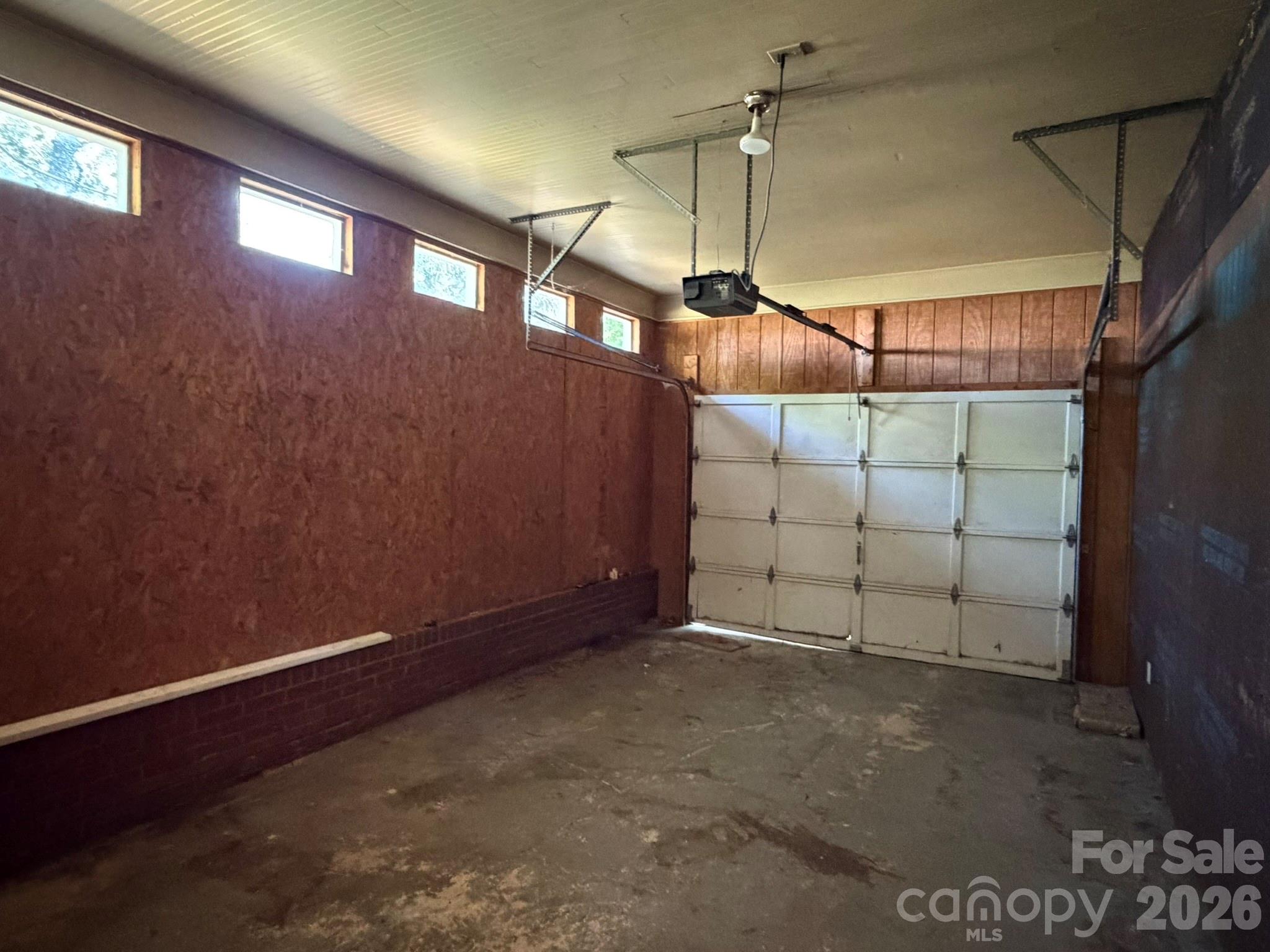 382 Alexis High Shoals Road Dallas, NC 28034 - Photo 30 of 43 a view of a garage