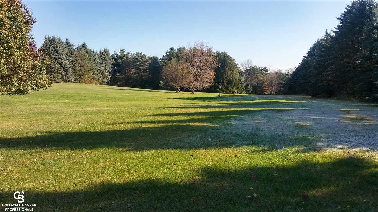 6492 North Oak Road Davison, MI 48423 - Photo 13 of 61 31334990-12.JPG