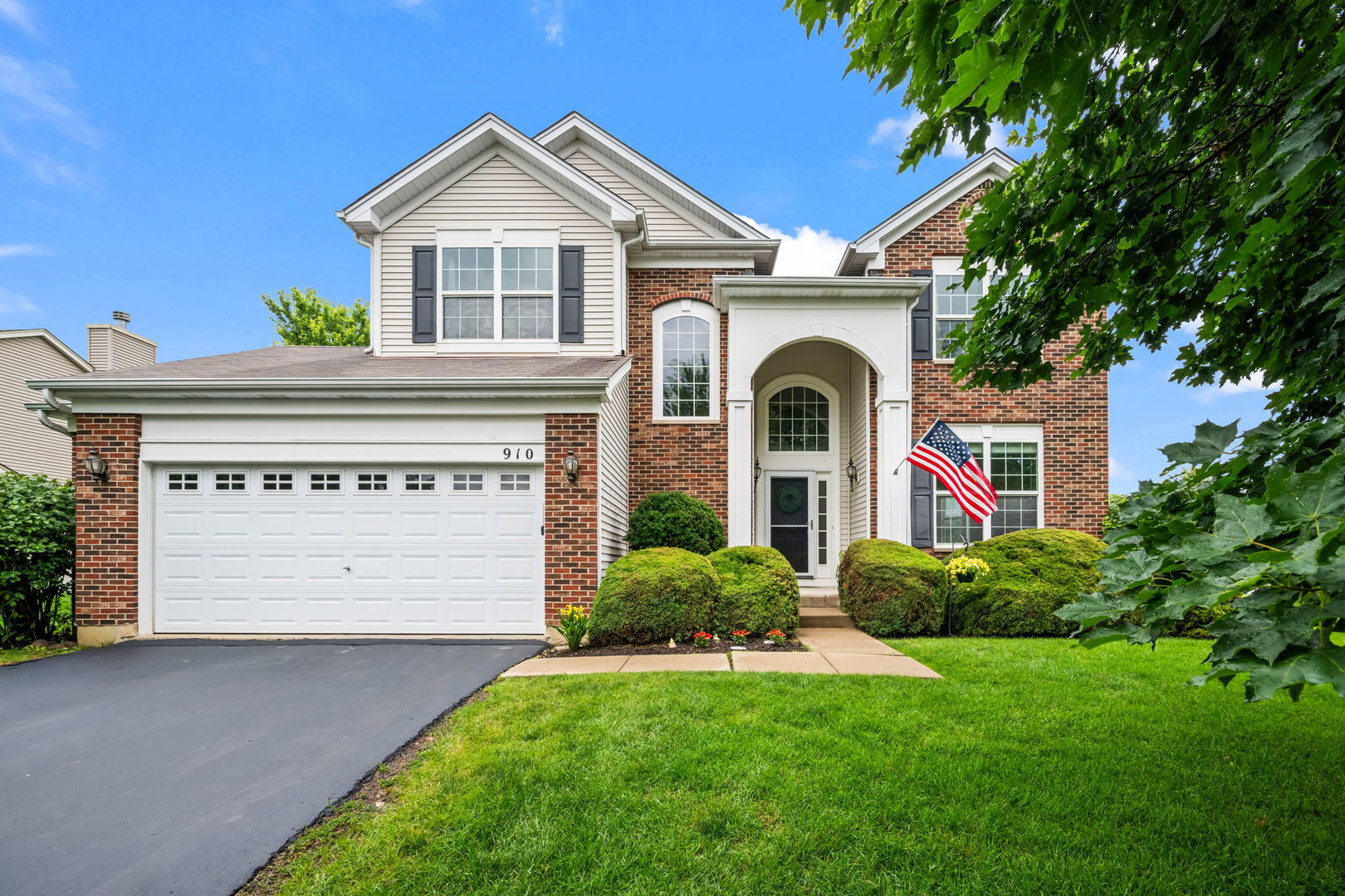 910 Marble Court Volo, IL 60073 - Photo 1 of 37