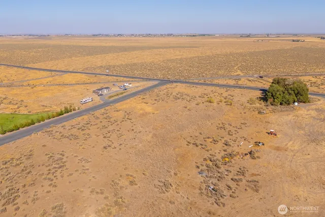 a view of an ocean beach