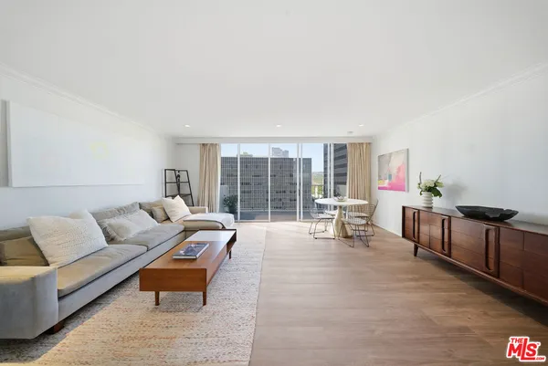 $4,595 | 2160 Century Park, Unit 910, Los Angeles, CA 90067