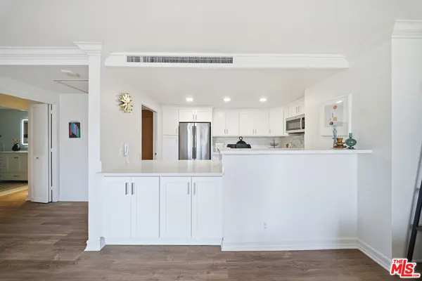 $4,595 | 2160 Century Park, Unit 910, Los Angeles, CA 90067