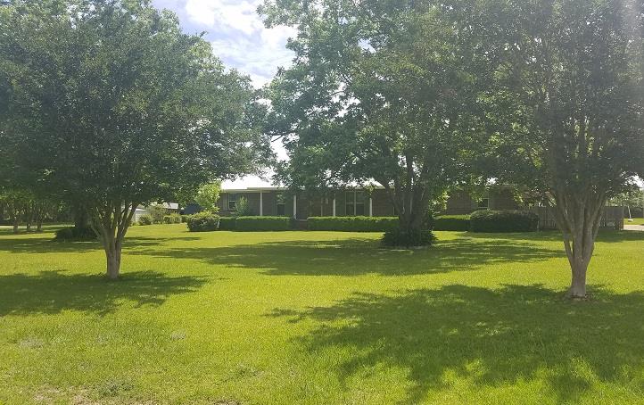 1585 Blackman Road Dothan, AL 36301 - Photo 1 of 1 Main View