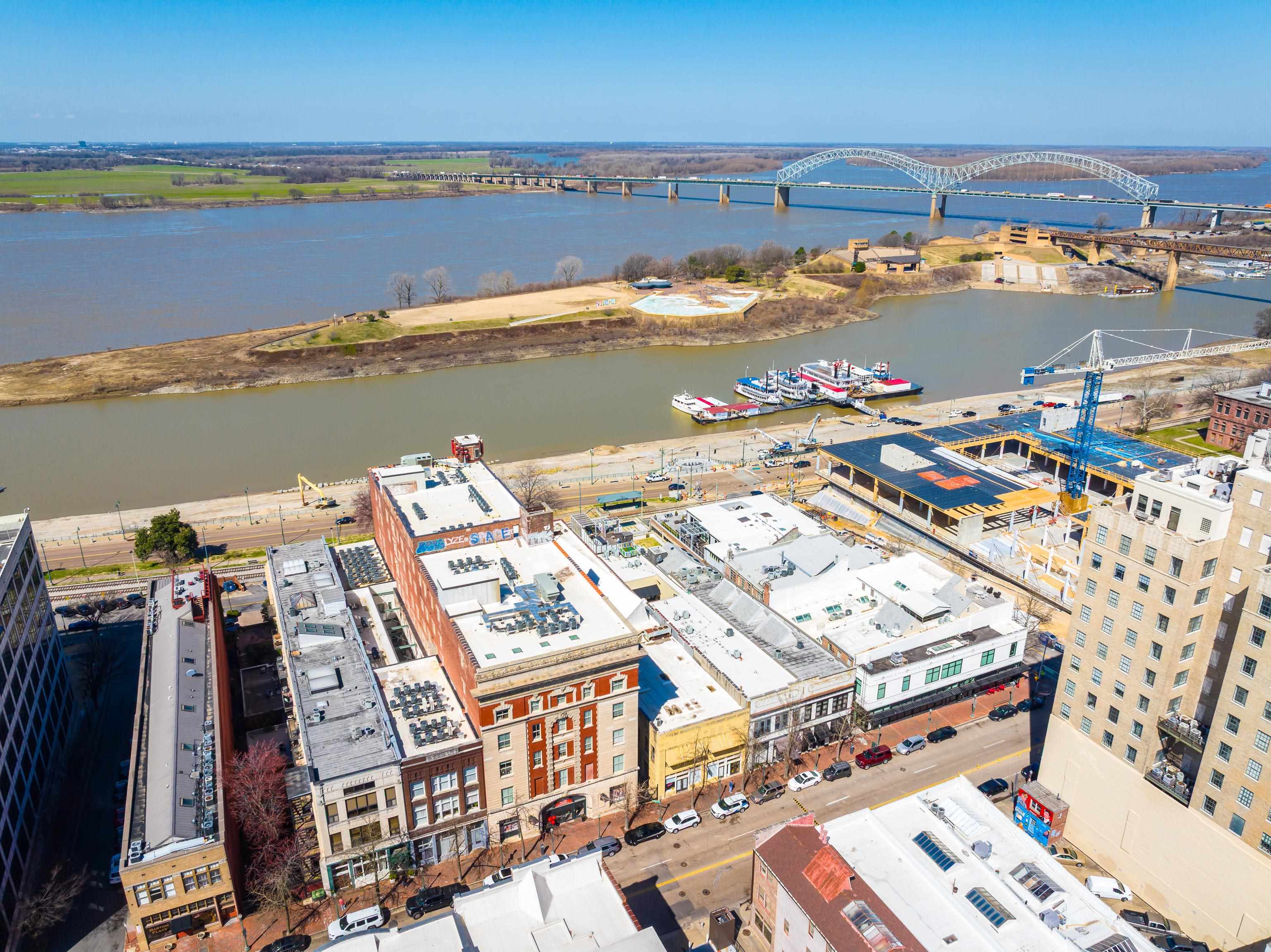107 South Front Street, Unit 45 Memphis, TN 38103 - Photo 16 of 40 a view of a city with an ocean view