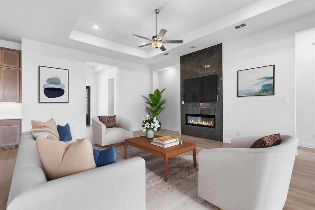 257 Wheatgrass Road Waxahachie, TX 75165 - Photo 5 of 15 DAL_Myrtle Creek_Crockett_257 Wheatgrass Road (7)