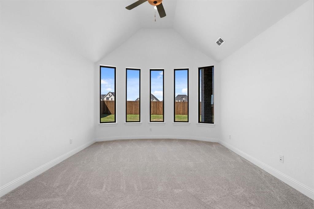 257 Wheatgrass Road Waxahachie, TX 75165 - Photo 8 of 15 DAL_Myrtle Creek_Crockett_257 Wheatgrass Road (20)