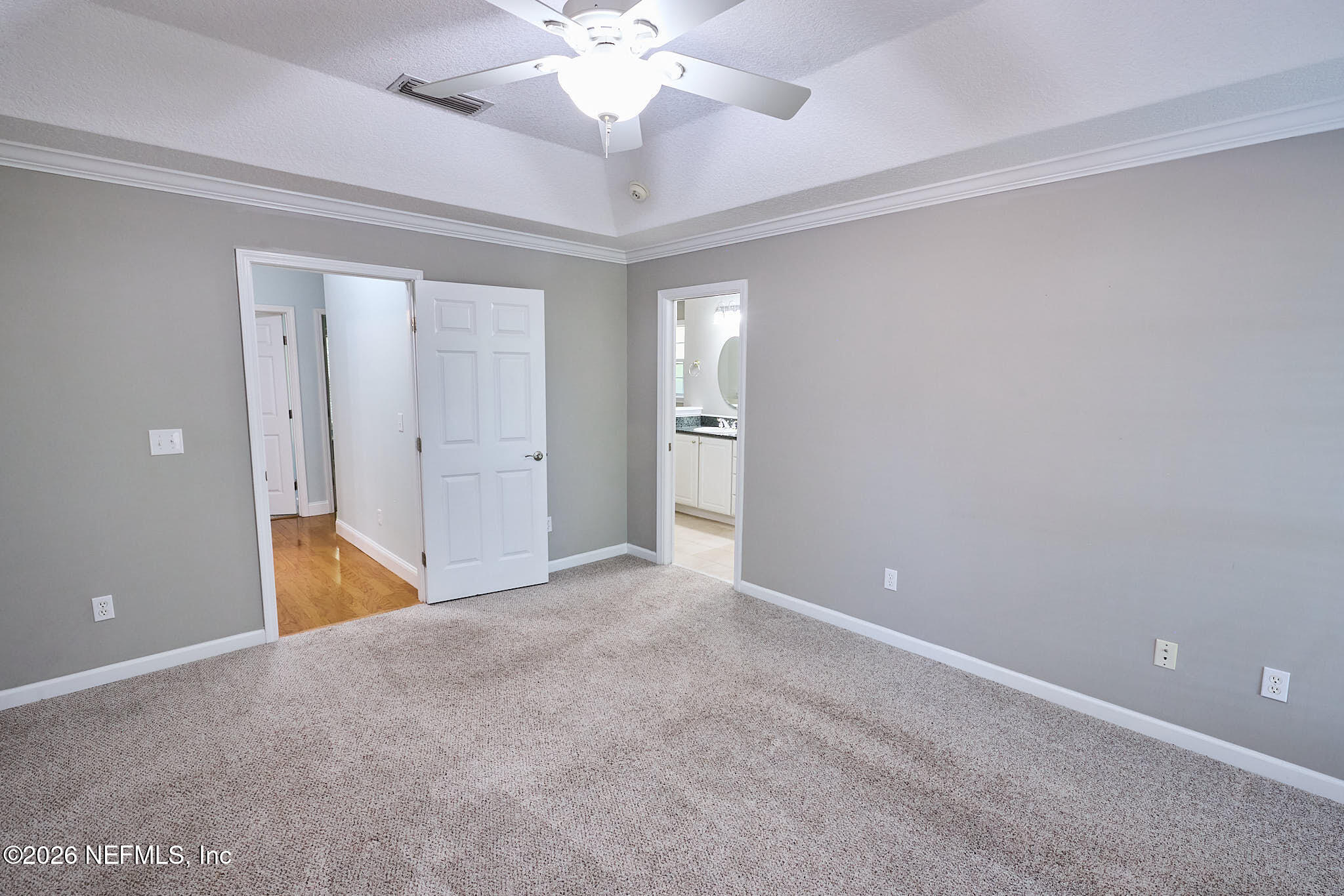 85404 Burmeister Road Fernandina Beach, FL 32034 - Photo 44 of 53 a view of an empty room with a chandelier fan