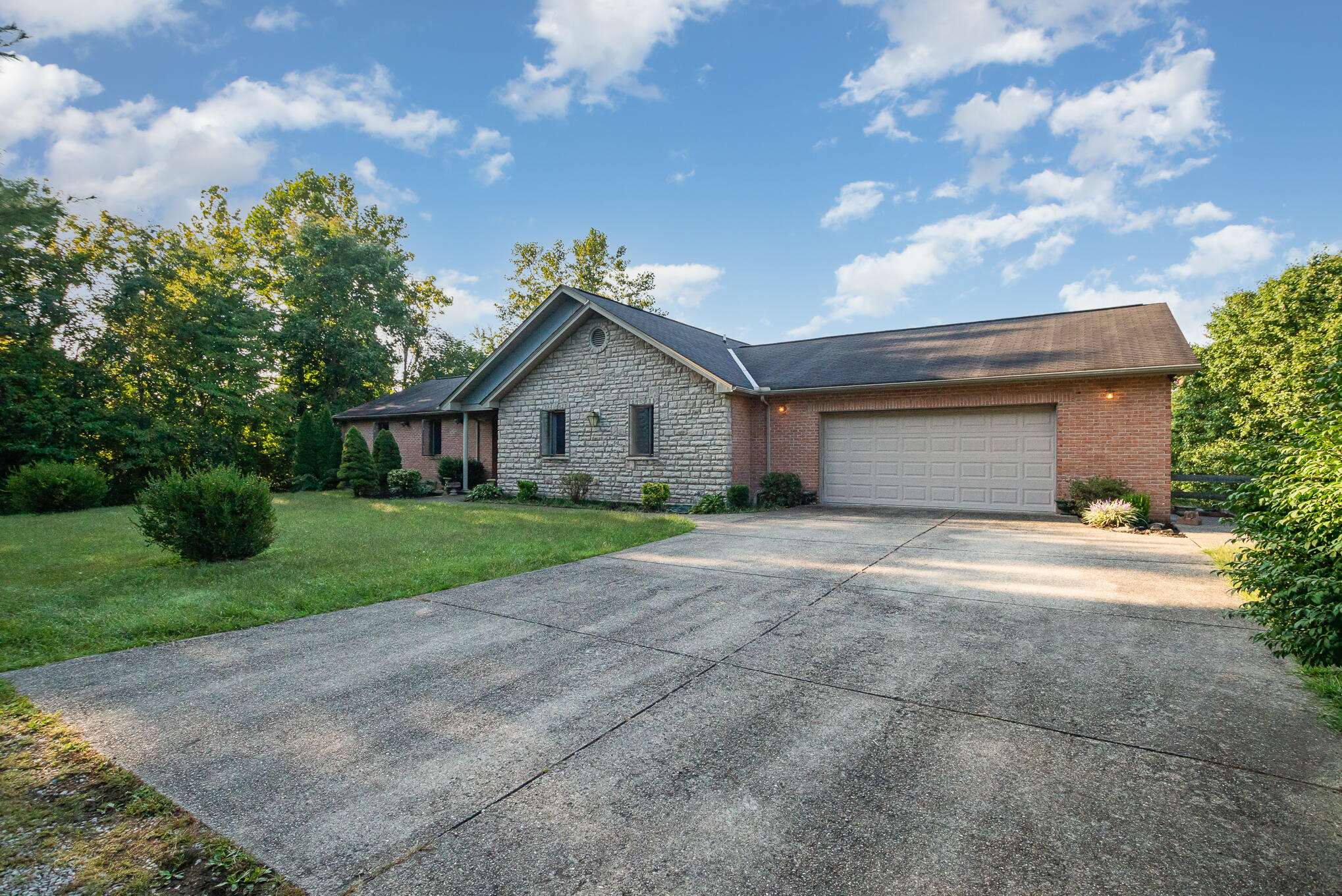 7983 Wolfe Road Burlington, KY 41005 - Photo 3 of 35 Gallery Image 3