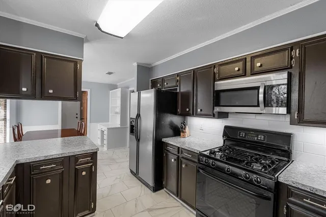 $2,500 | 9910 Beaver Creek Drive, Shreveport, LA 71106