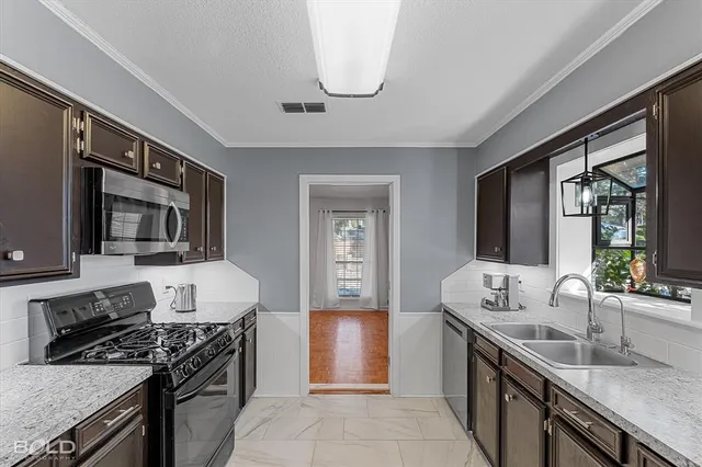 $2,500 | 9910 Beaver Creek Drive, Shreveport, LA 71106