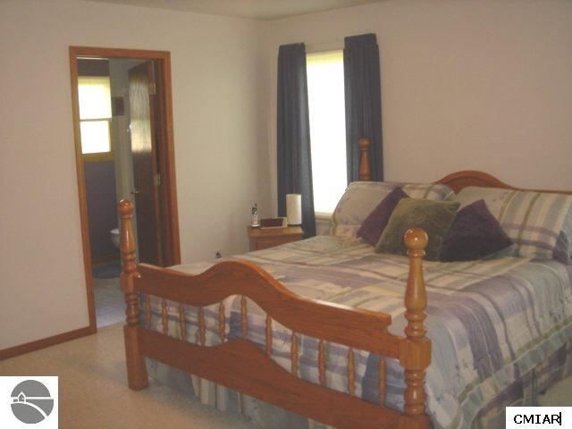 2949 East Doherty Road Clare, MI 48617 - Photo 7 of 9 1773238-6.JPG