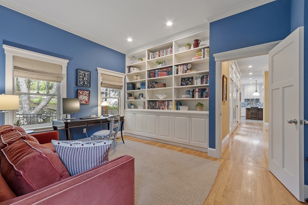 121 Concord Avenue Lexington, MA 02421 - Photo 14 of 42 a living room with furniture
