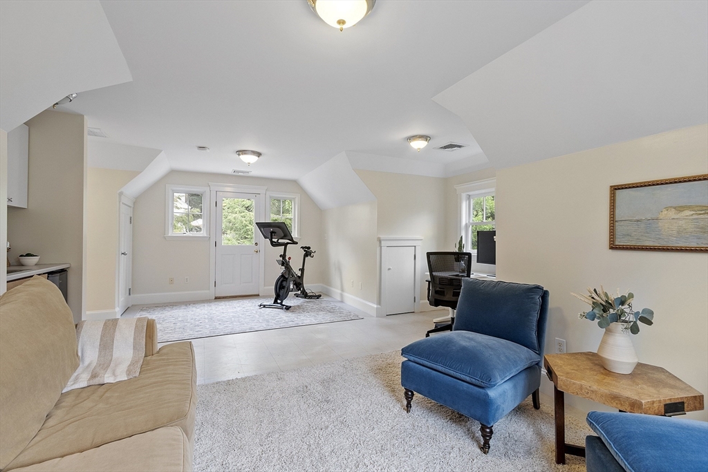 121 Concord Avenue Lexington, MA 02421 - Photo 30 of 42 a living room with furniture