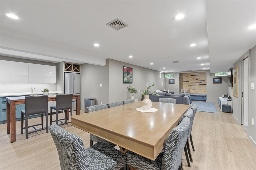 121 Concord Avenue Lexington, MA 02421 - Photo 31 of 42 a view of a dining area with furniture