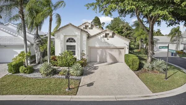 $489,900 | 6375 3 Lakes Lane, Boynton Beach, FL 33437