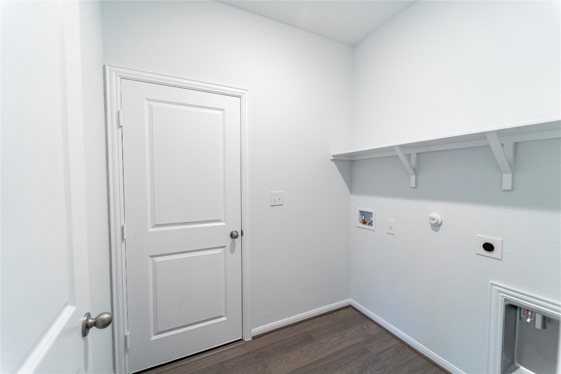 720 Barbary Coast Lane Jarrell, TX 76537 - Photo 16 of 19 a view of small space