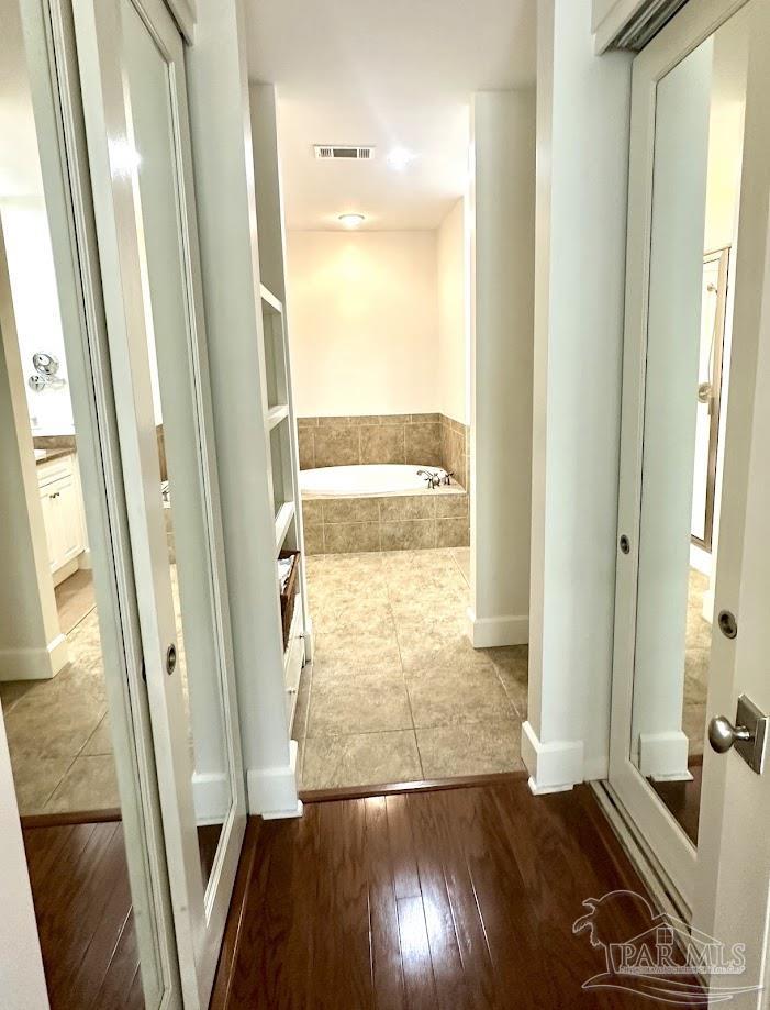 525 North Spring Street, Unit 6 Pensacola, FL 32501 - Photo 11 of 27