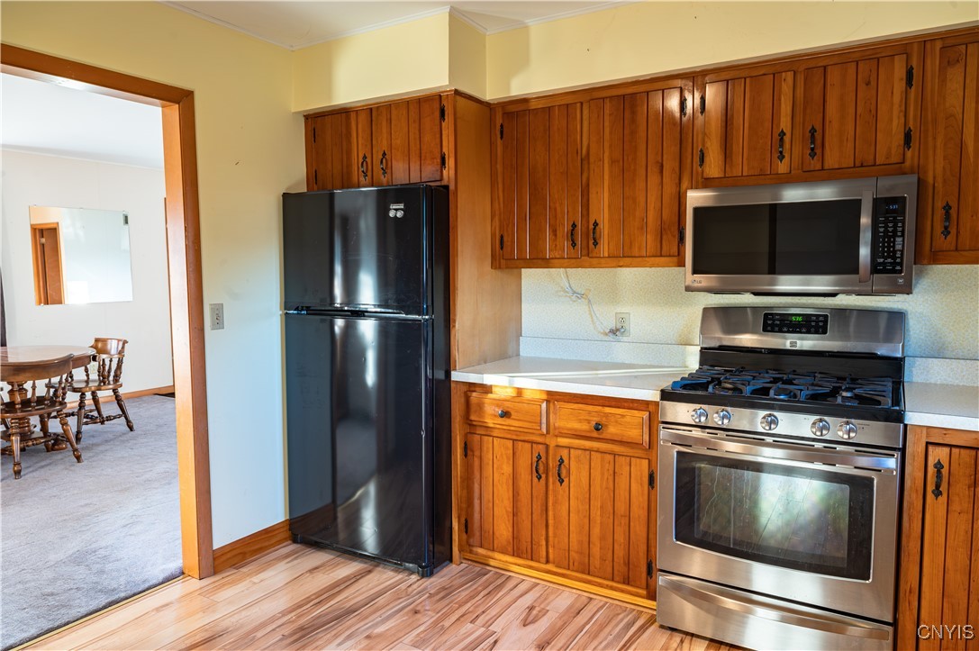 385 Fairview Circle Winfield, NY 13491 - Photo 15 of 23 Kitchen