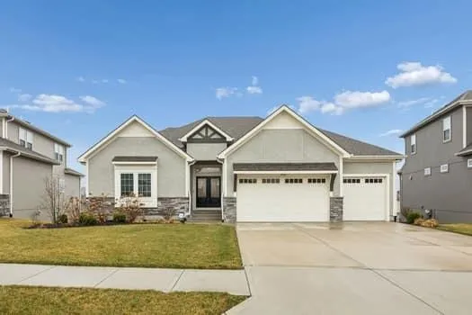 $799,000 | 11502 South Roundtree Street, Olathe, KS 66061