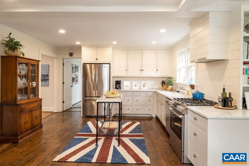 910 Old Farm Road Charlottesville, VA 22903 - Photo 10 of 35 Gallery Image 10