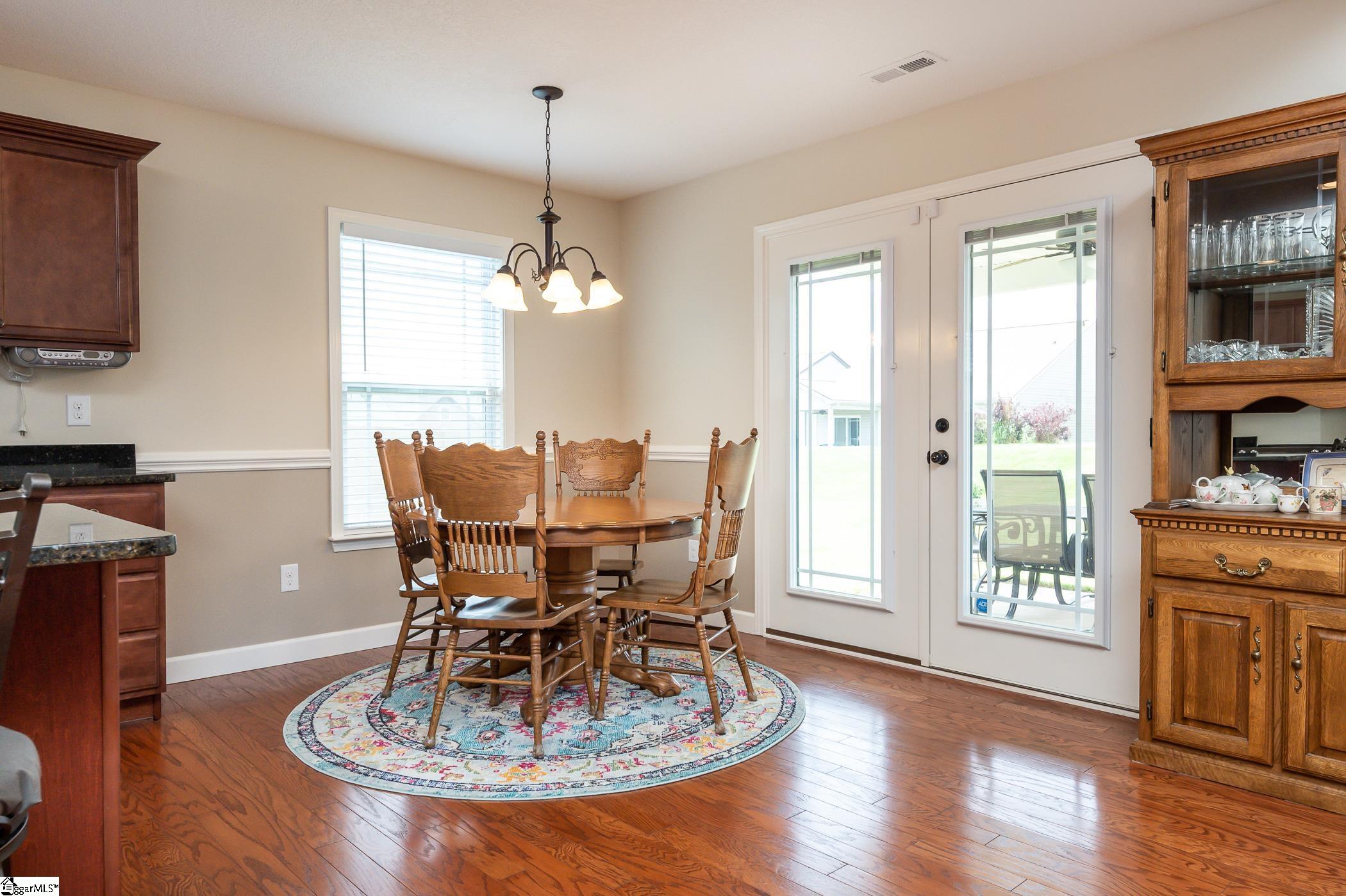 328 Meadowmoor Road Greer, SC 29651 - Photo 5 of 17