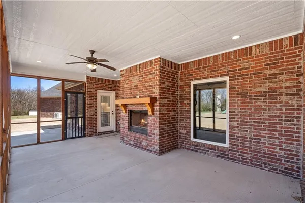 $499,900 | 4343 C County Road 2000, Coffeyville, KS 67337