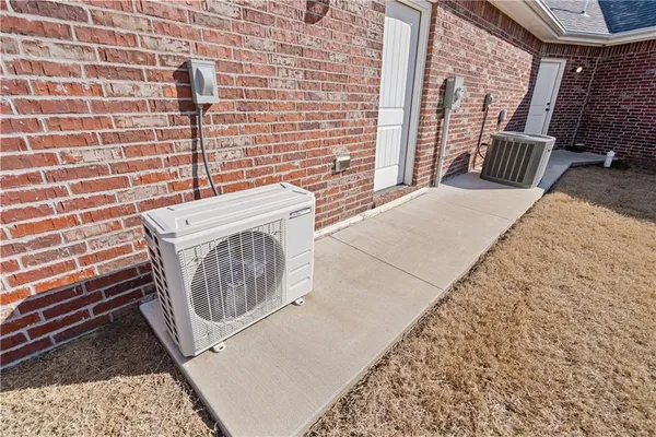 $499,900 | 4343 C County Road 2000, Coffeyville, KS 67337