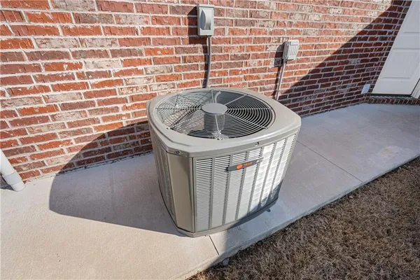 $499,900 | 4343 C County Road 2000, Coffeyville, KS 67337