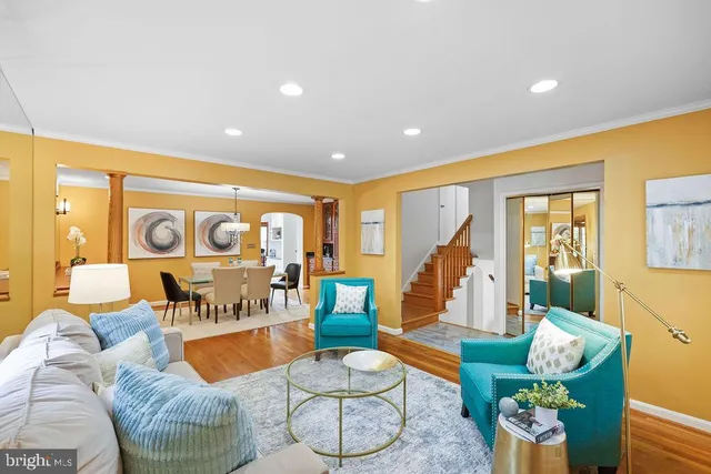 $950,000 | 5110 Flanders Avenue, Kensington, MD 20895