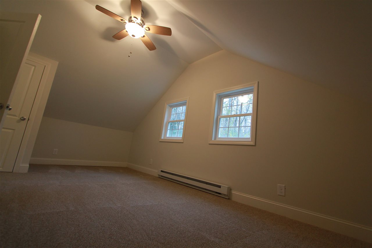87 North River Road Epping, NH 03042 - Photo 14 of 19