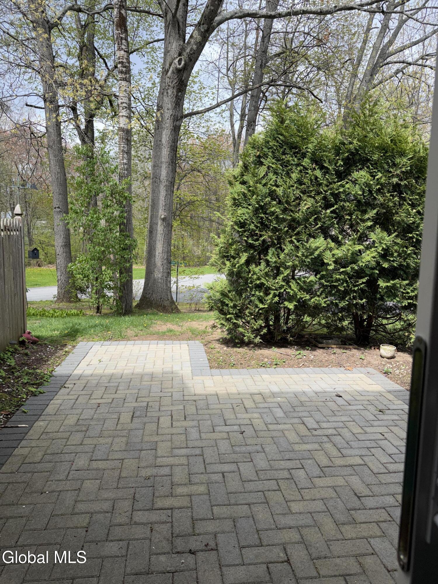 10 Bennington Way Halfmoon, NY 12065 - Photo 21 of 23 IMG_0922