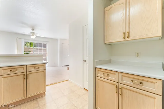 $1,725 | 8416 Sewards Bluff Avenue, Las Vegas, NV 89129