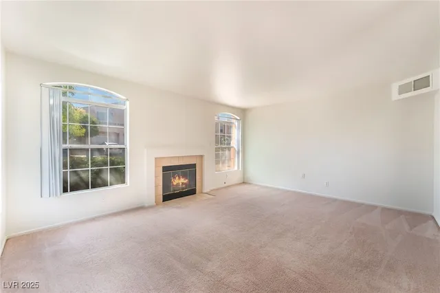 $1,725 | 8416 Sewards Bluff Avenue, Las Vegas, NV 89129