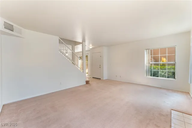 $1,725 | 8416 Sewards Bluff Avenue, Las Vegas, NV 89129