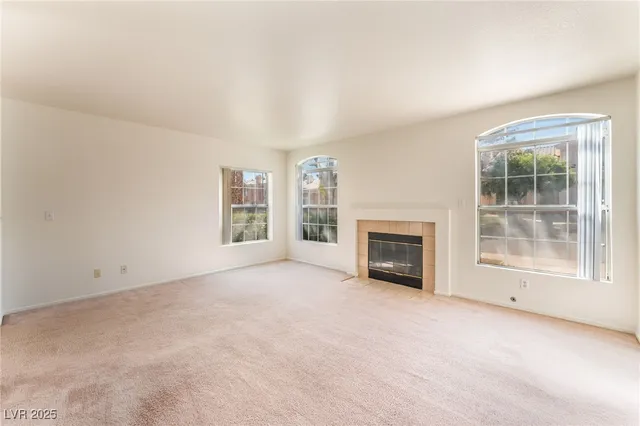 $1,725 | 8416 Sewards Bluff Avenue, Las Vegas, NV 89129