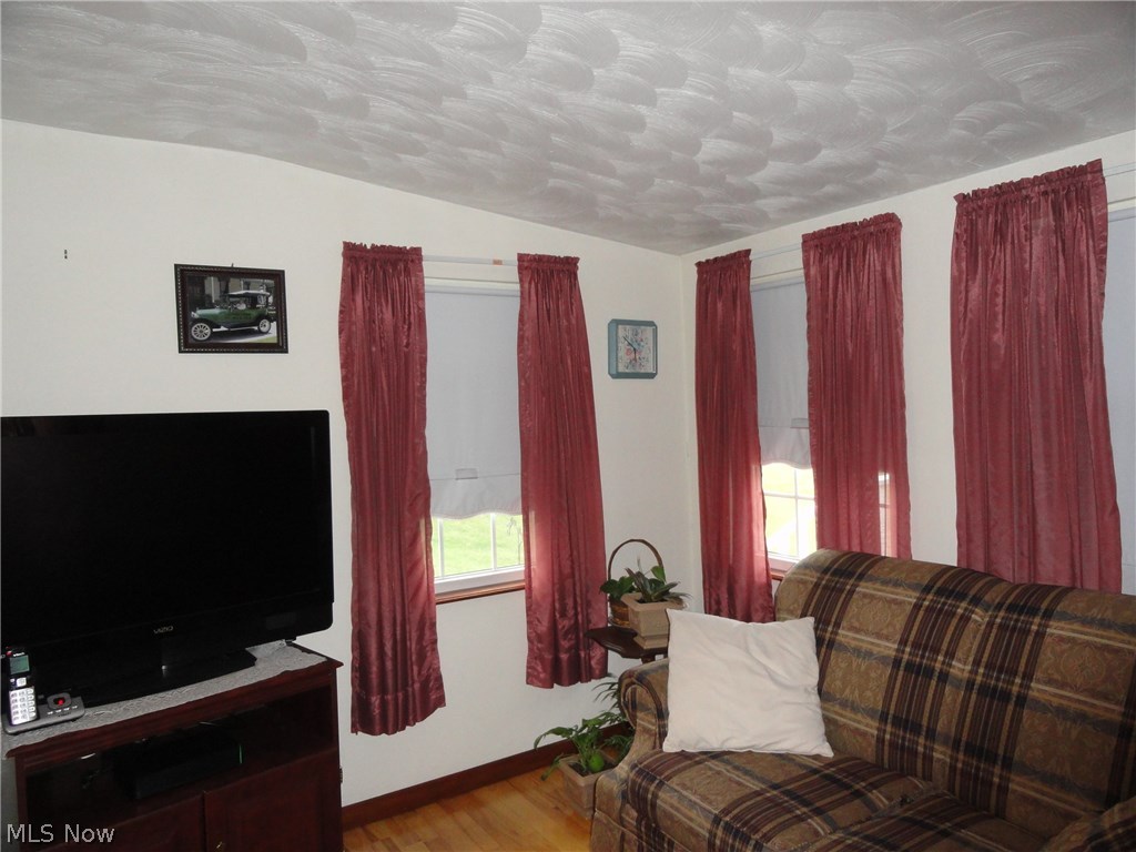 141 Arner Road Chester, WV 26034 - Photo 9 of 26 Sitting room off of Dining room