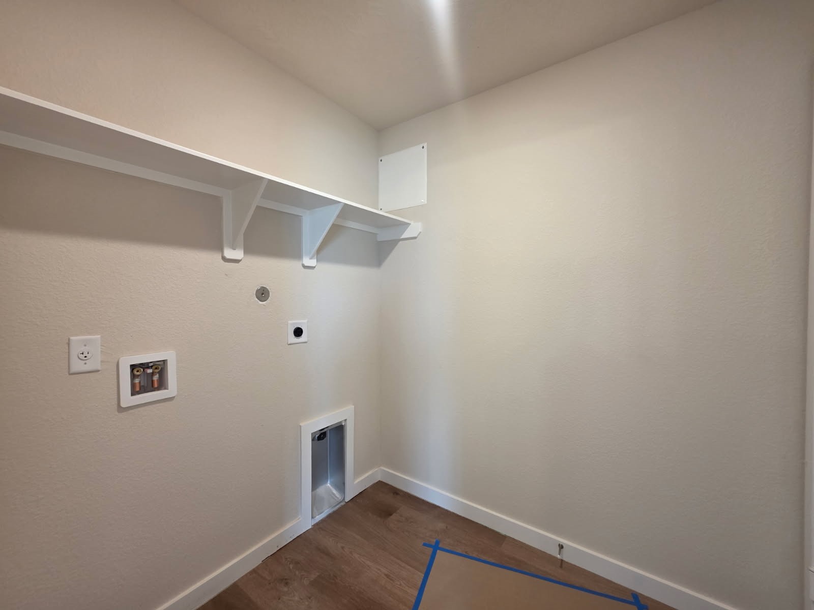 1498 Lk Rdg Drive Brenham, TX 77833 - Photo 13 of 14 a view of utility room