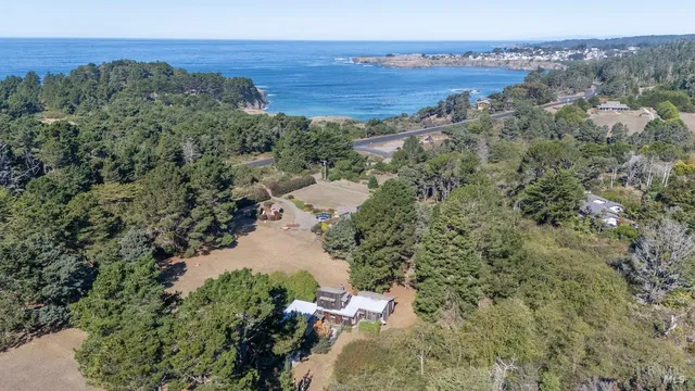 $799,000 | 9001 Highway 1, Mendocino, CA 95460
