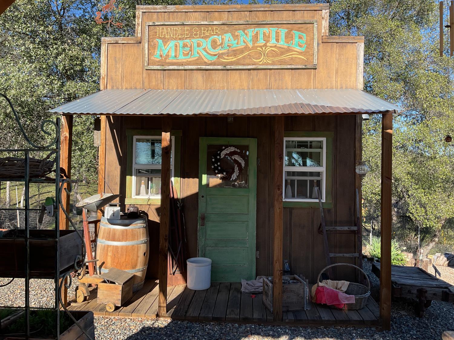 9390 Platina Road Igo, CA 96047 - Photo 25 of 49