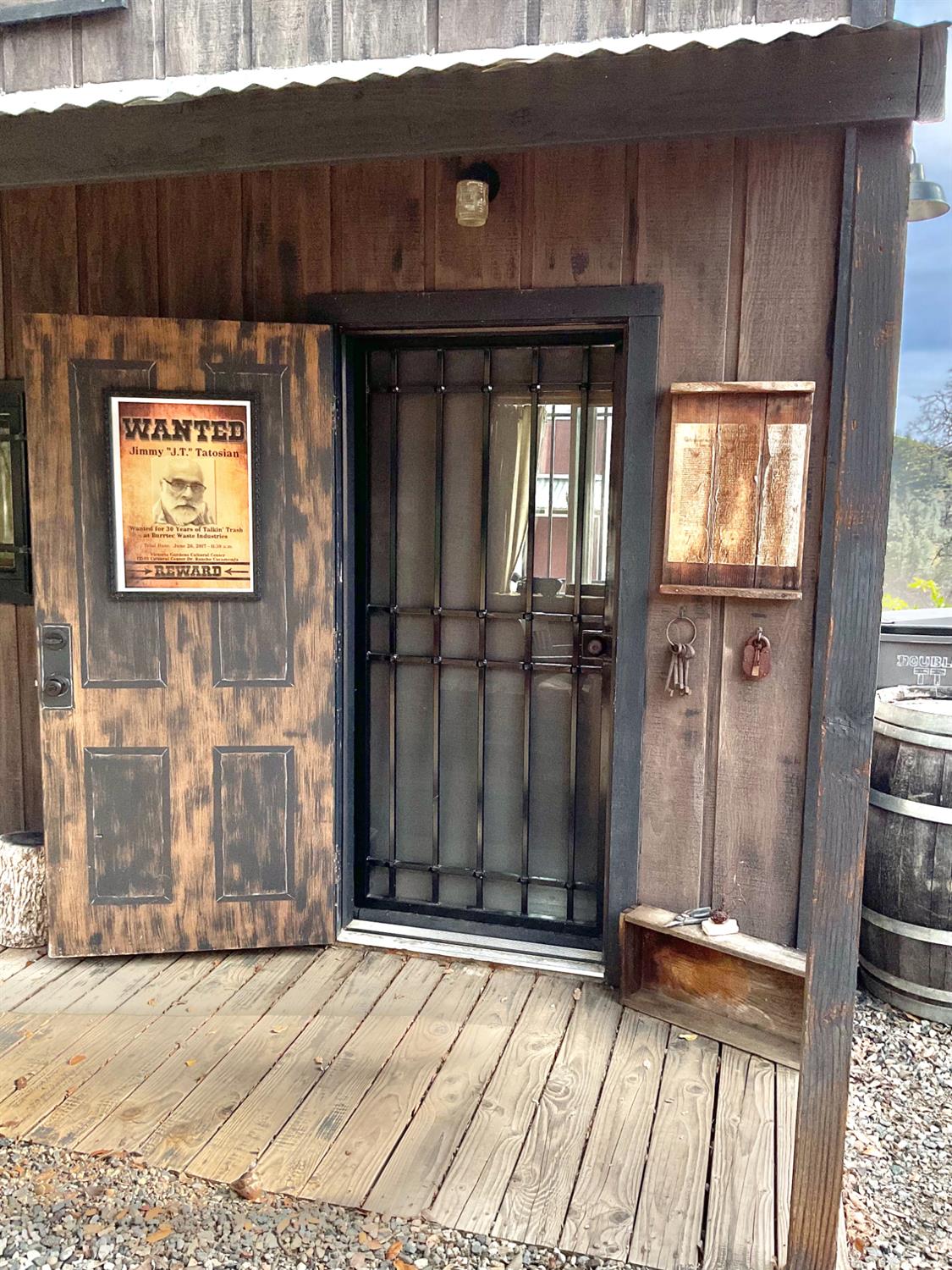 9390 Platina Road Igo, CA 96047 - Photo 36 of 49