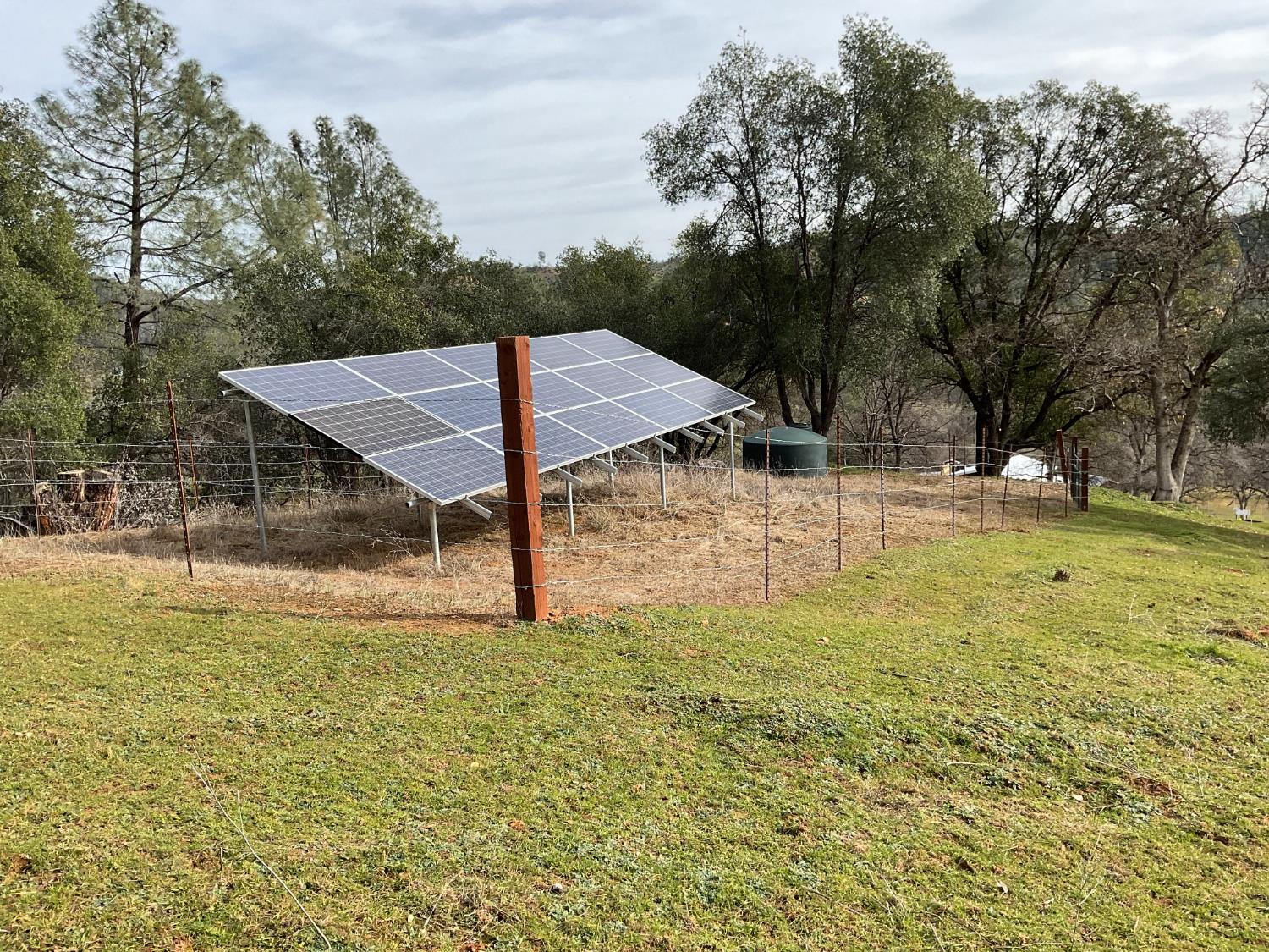 9390 Platina Road Igo, CA 96047 - Photo 43 of 49