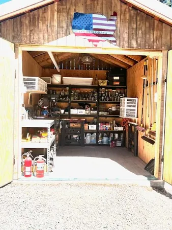 $525,000 | 9390 Platina Road, Igo, CA 96047