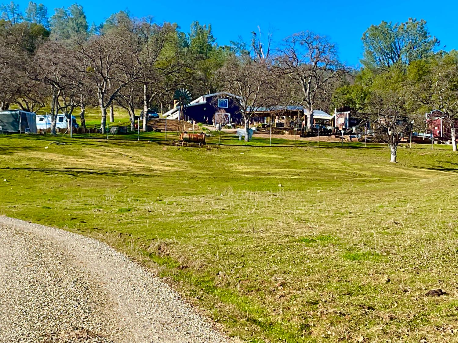 9390 Platina Road Igo, CA 96047 - Photo 10 of 49