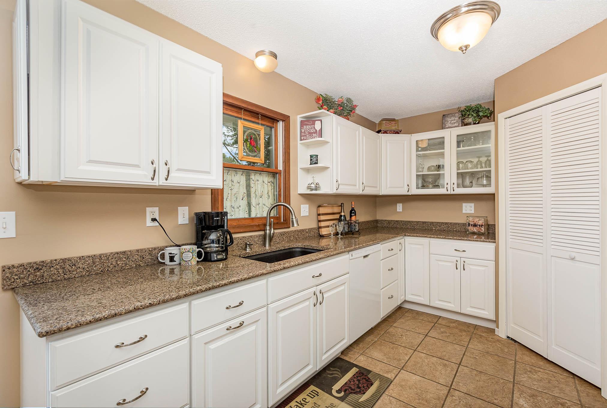 8650 Zenith Road Bloomington, MN 55431 - Photo 9 of 34 Gallery Image 9